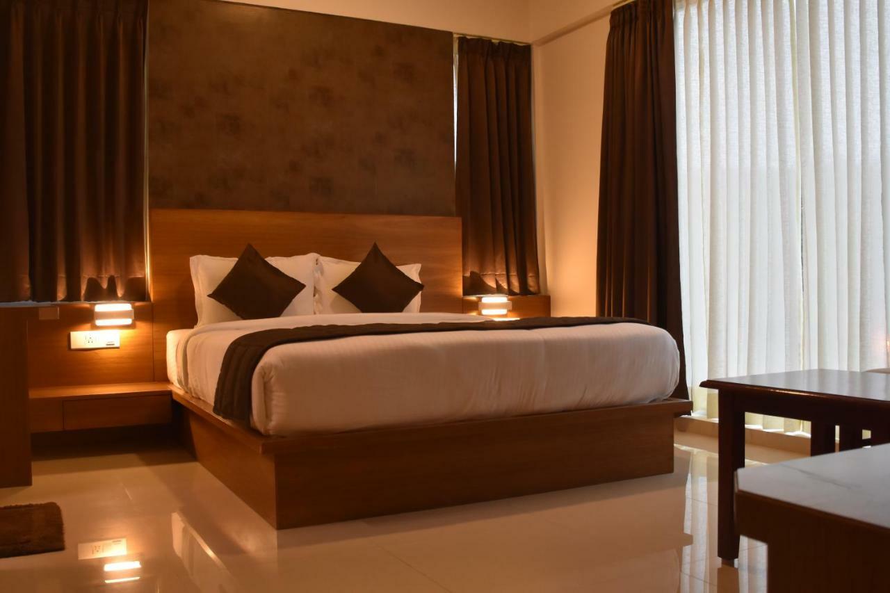 Heritage Inn Mysore Exterior foto